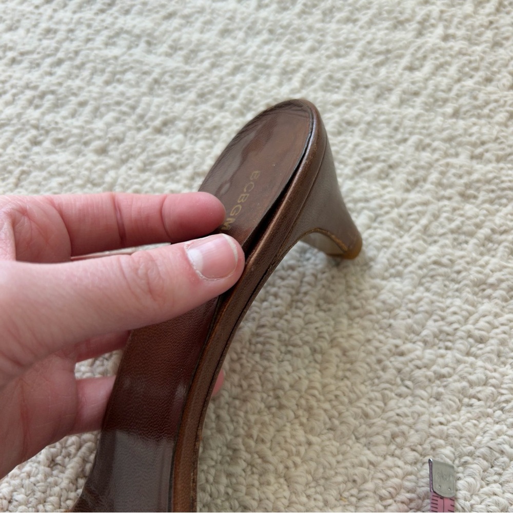 BCBGMaxAzria Brown and Tan Leather Knot Mule Heels - Picture 11 of 14